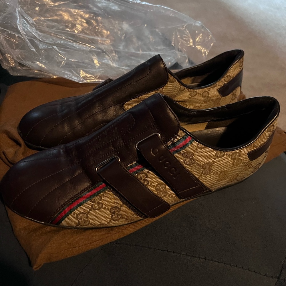 Vintage GUCCI sneakers taking Best offer ASAP